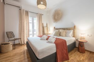 LOUDIA5b Boho Pennie Home