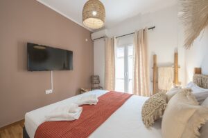 LOUDIA5b Boho Pennie Home