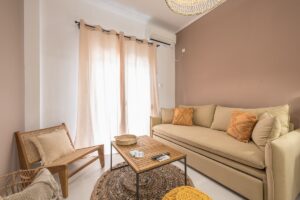 LOUDIA5b Boho Pennie Home