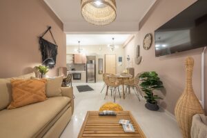 LOUDIA5b Boho Pennie Home