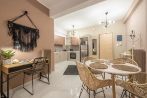 LOUDIA5b Boho Pennie Home