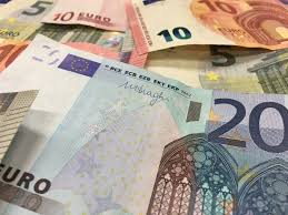 Euro bank notes